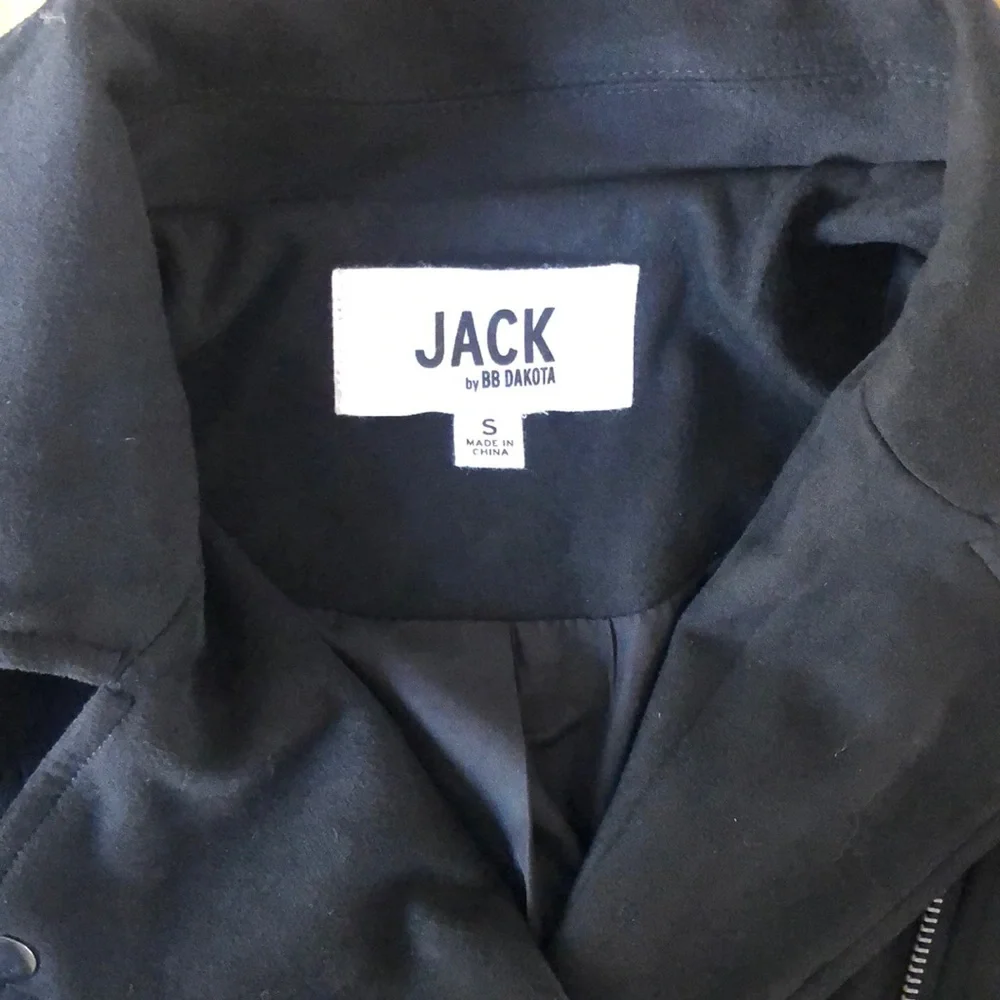 BB Dakota, suede moto jacket, size small, black, never worn. - Picture 2 of 3